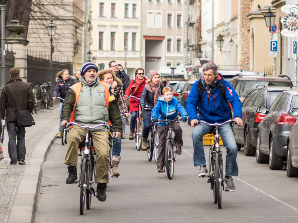 Cycling in Berlin - © Markus Winninghoff (https://www.flickr.com/people/mompl/)