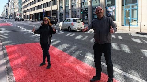 Jill Warren and Morten Kabell at the cycle path under construction on the rue de la Loi/Wetstraat in Brussels