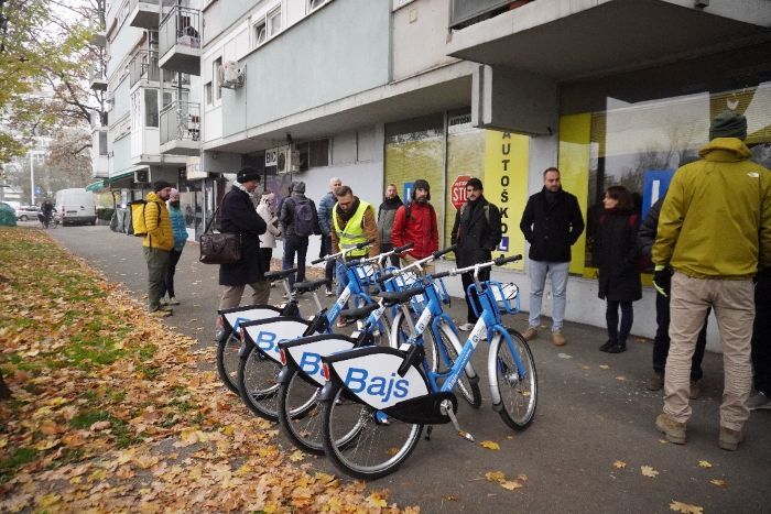 REALLOCATE participants visit a pilot site and use the city's new bikeshare system to visit Zagreb's main cycling infrastructure projects