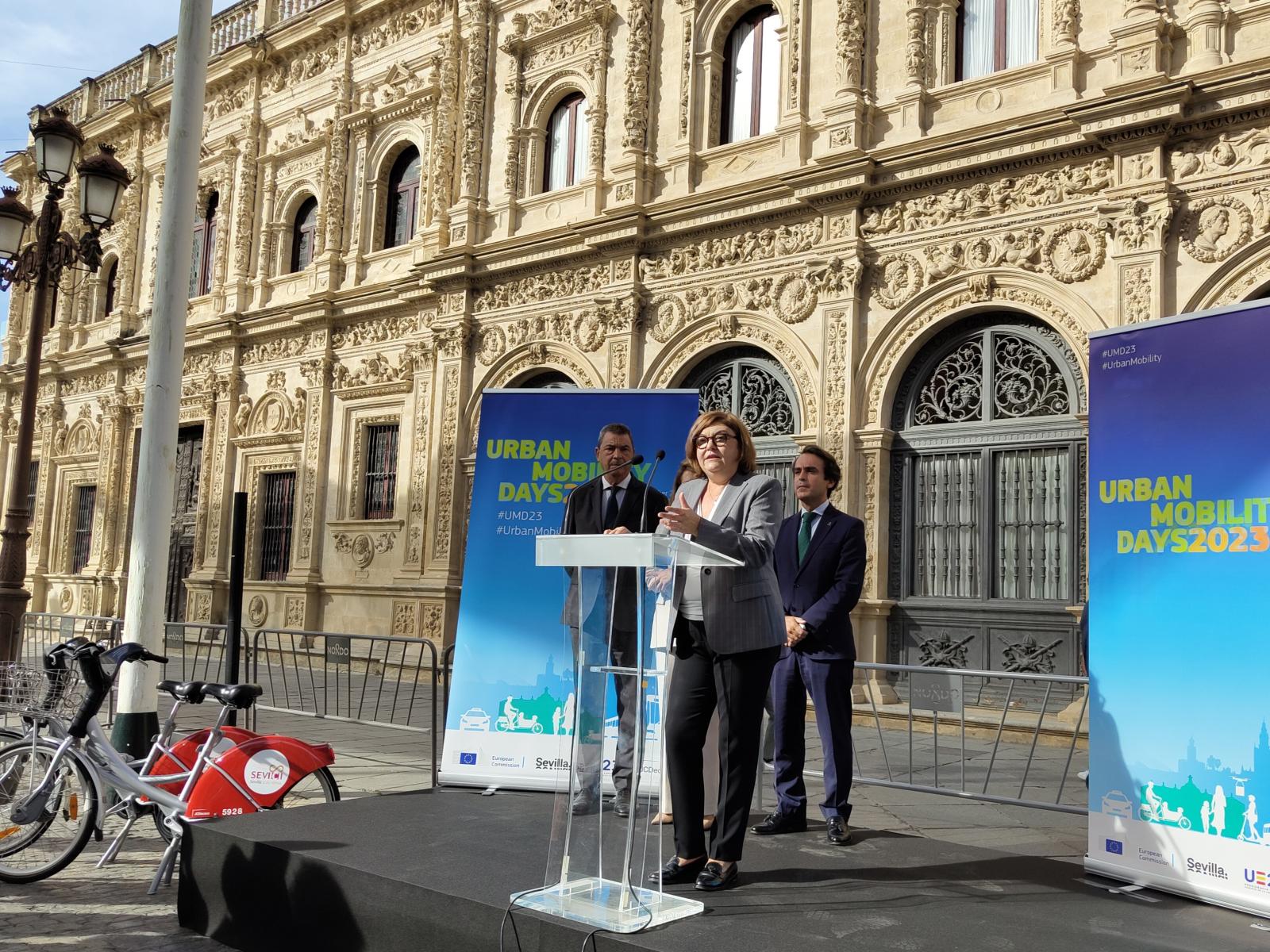 The Commissioner launching the Declaration in Seville.