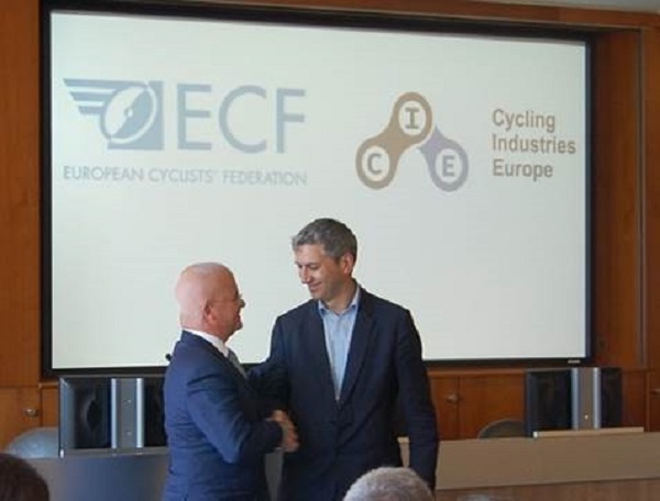 Brussels, 11th of October 2018: ECF President Christophe Najdovski (right) congratulates Tony Grimaldi CEO with his election as founding President of CIE