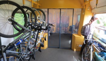 MEPs vote for better access for rail passengers with bicycles