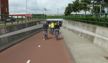 Eisenhower tunnel in northern Nijmegen, part of the RijnWaalpad cycle highway