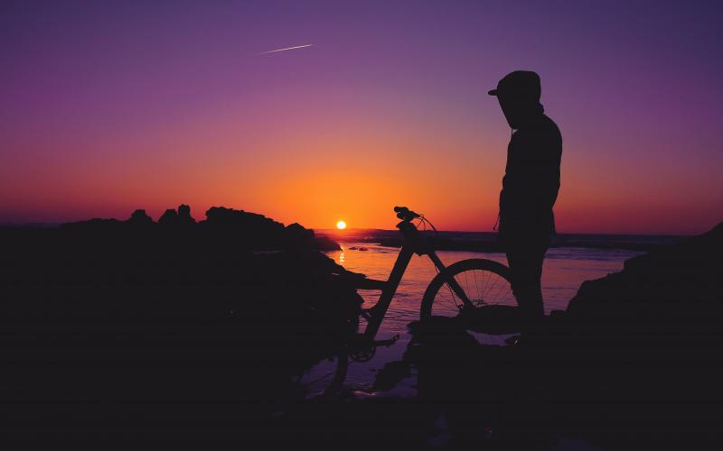 Epic Bike Rides of the World (2019) - Lonely Planet